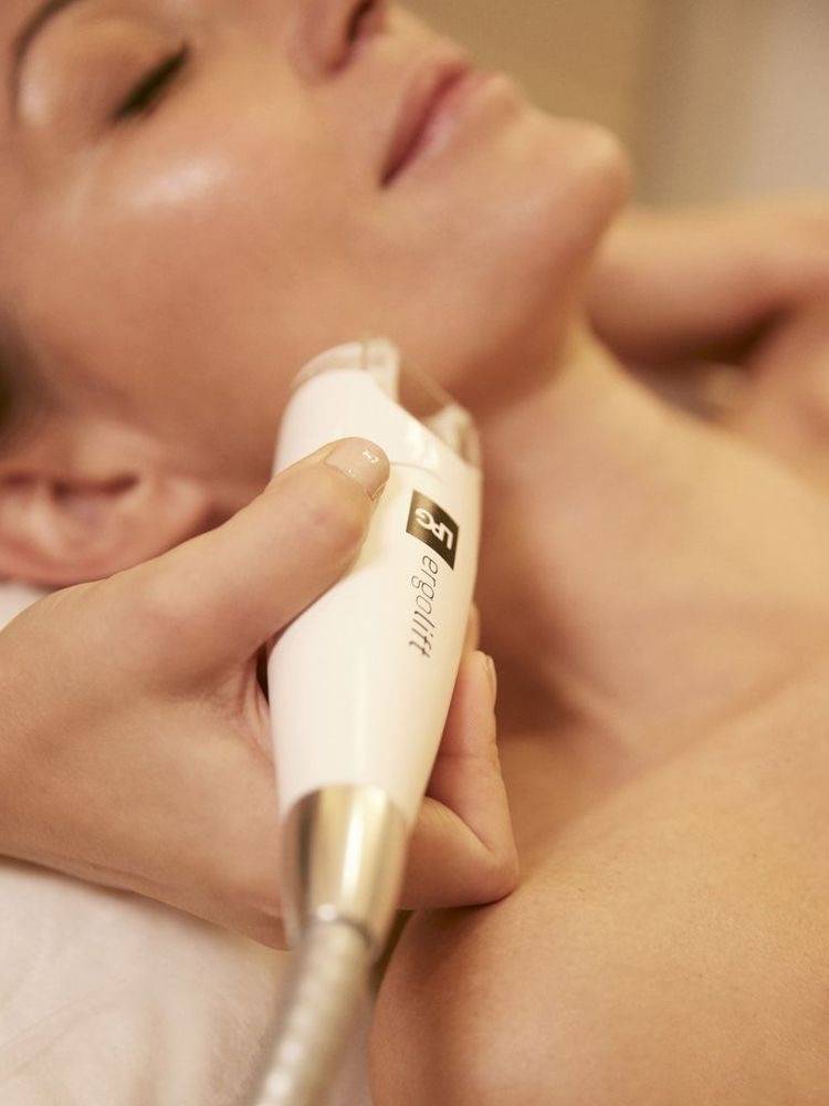 Nos Soins du Visage Techniques pour lisser et raffermir la peau